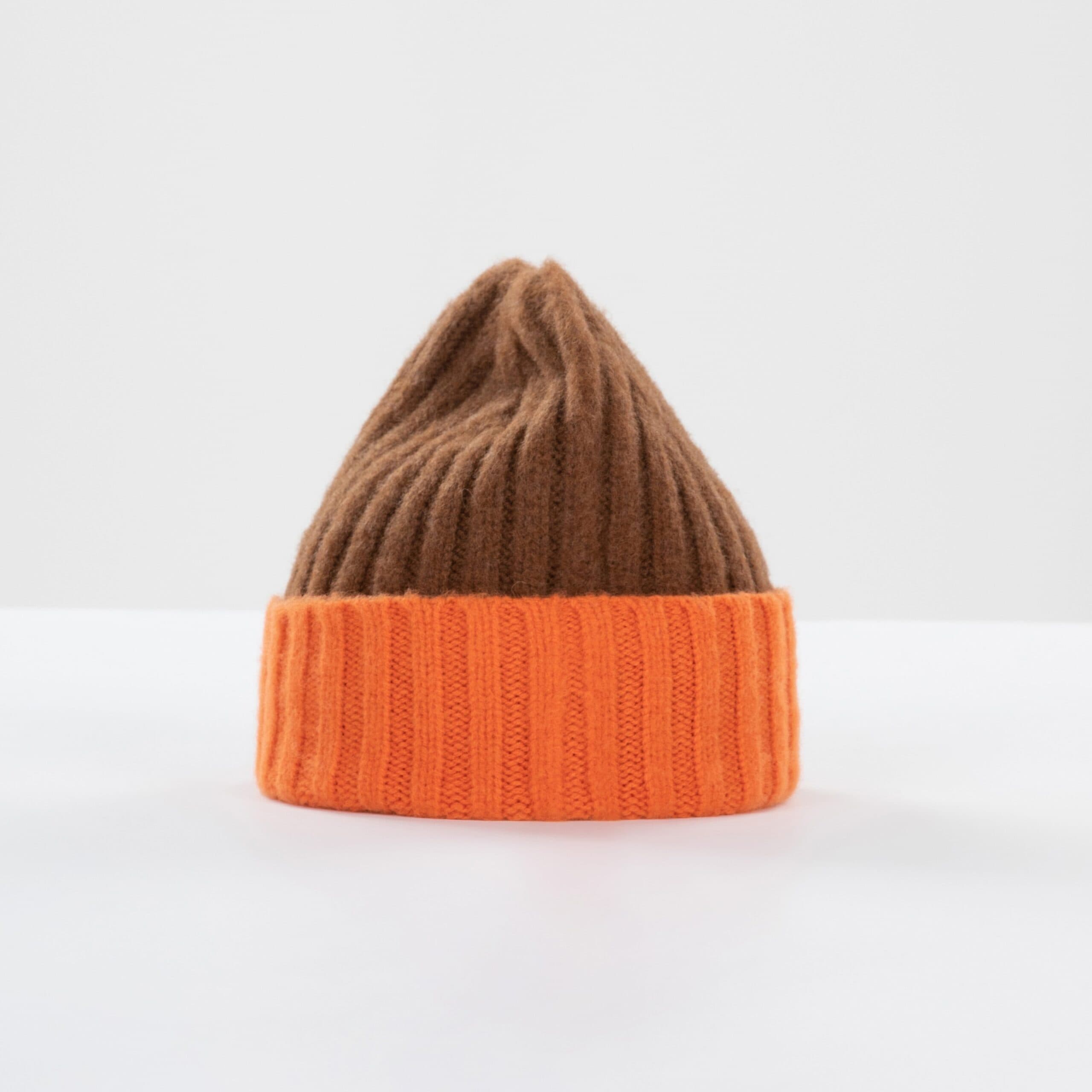 Dual Tone Beanie — Apple