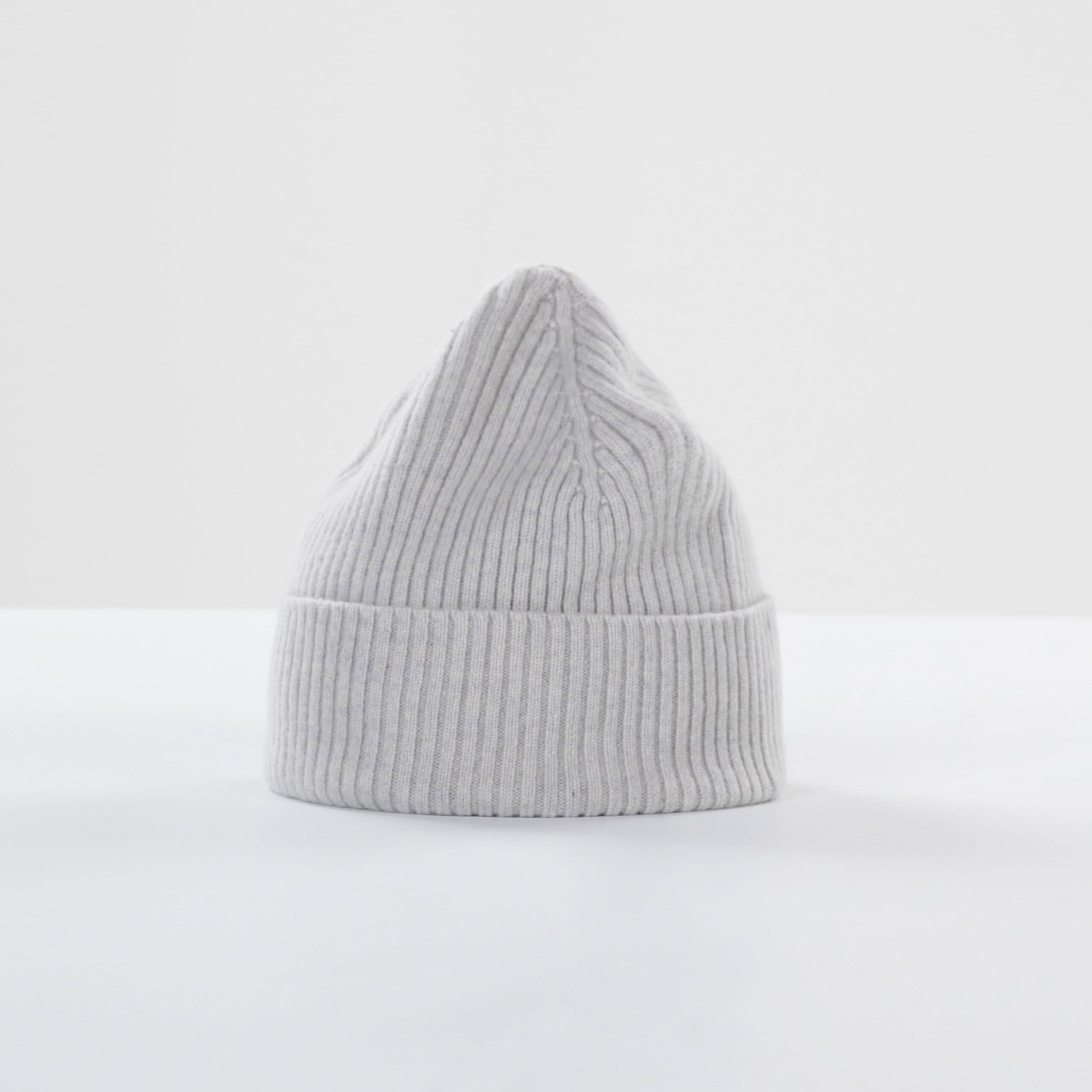 Cashmere Beanie · Silver