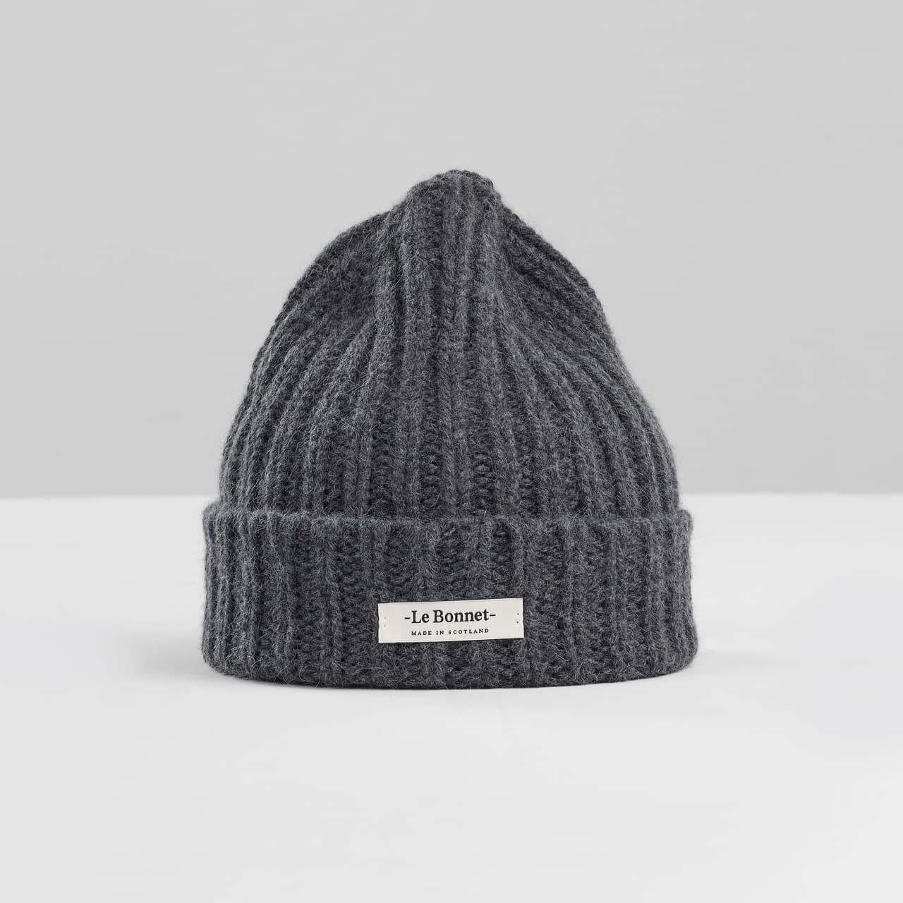 Logo Beanie — Graphite