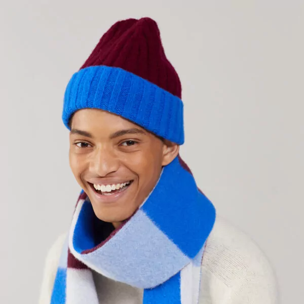 Le Bonnet scarf beanie set blue burgundy